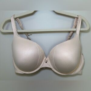 Victoria’s Secret Body by Victoria Perfect Shape Nude Tan beige Push Up Bra 40D